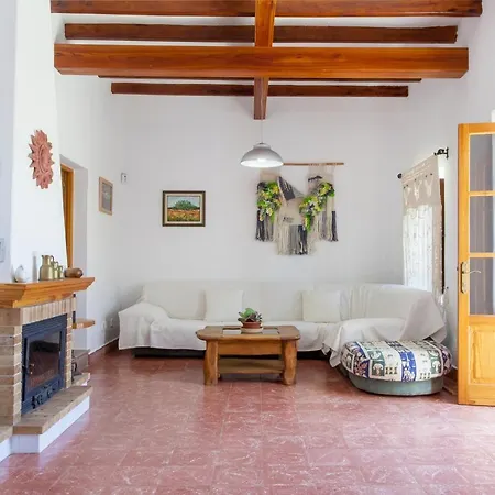 Villa Pau De Baix *